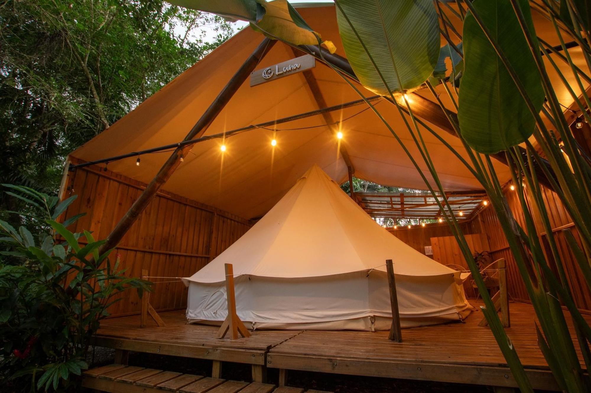 Seren Glamping (Adults Only) Uvita Exterior photo